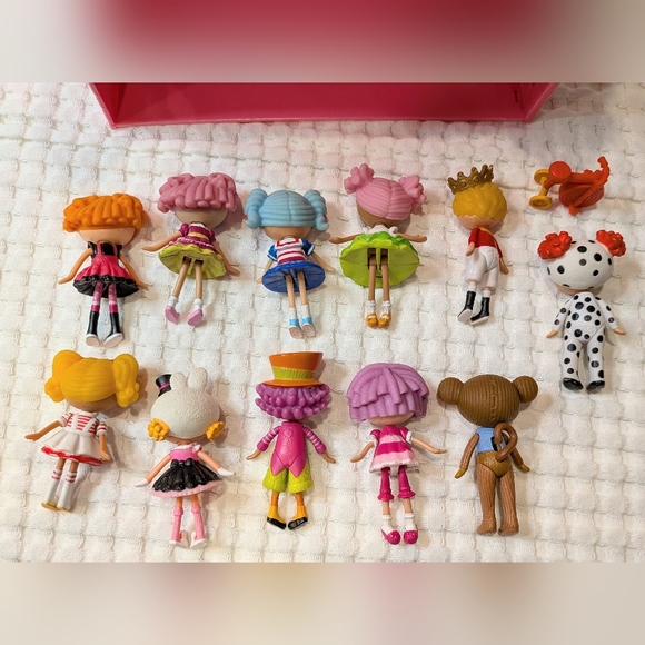 Mini Lalaloopsy Sew Sweet House Playhouse & 11 Mini Lalaloopsy Dolls & Bike - Picture 9 of 10